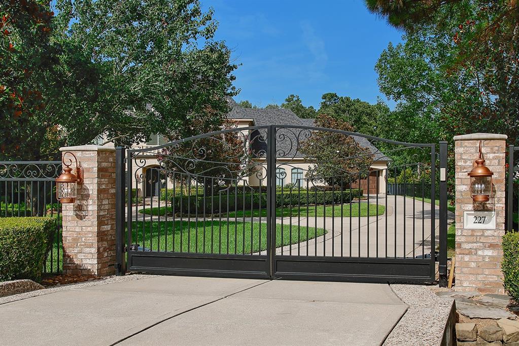 227 Starlight Place