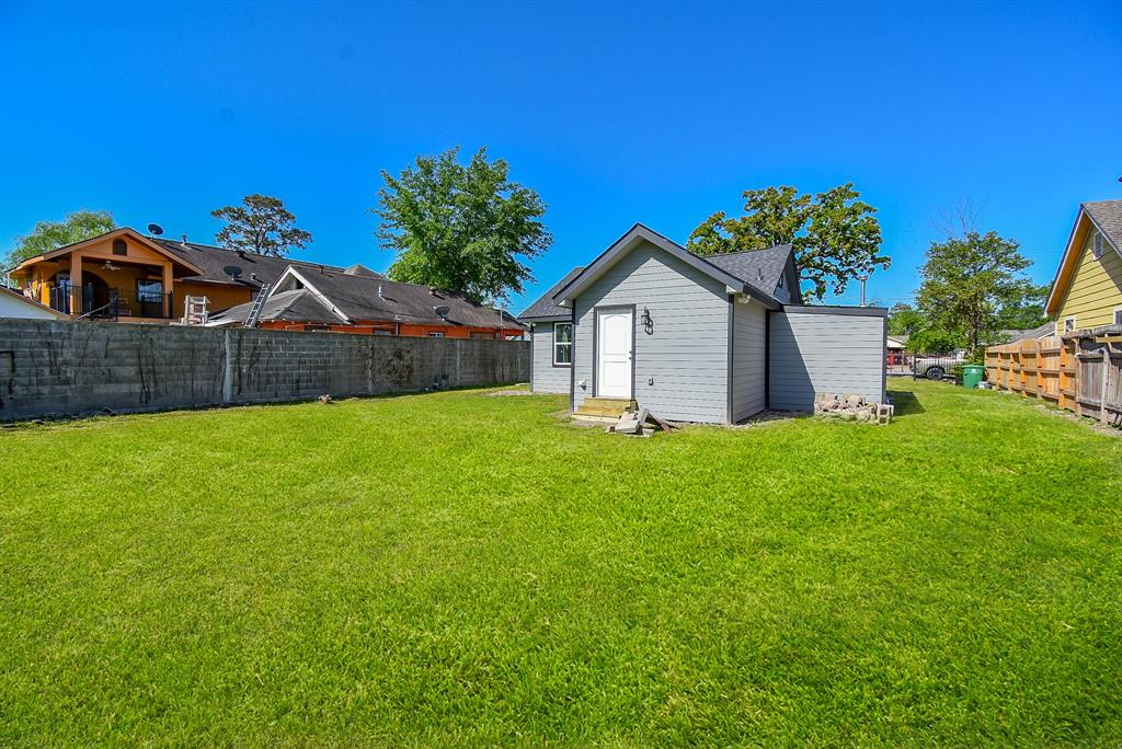 7816 Helmers Street, Houston, Texas image 38