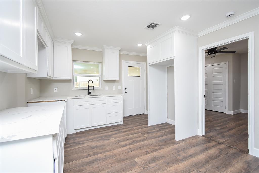 7816 Helmers Street, Houston, Texas image 20