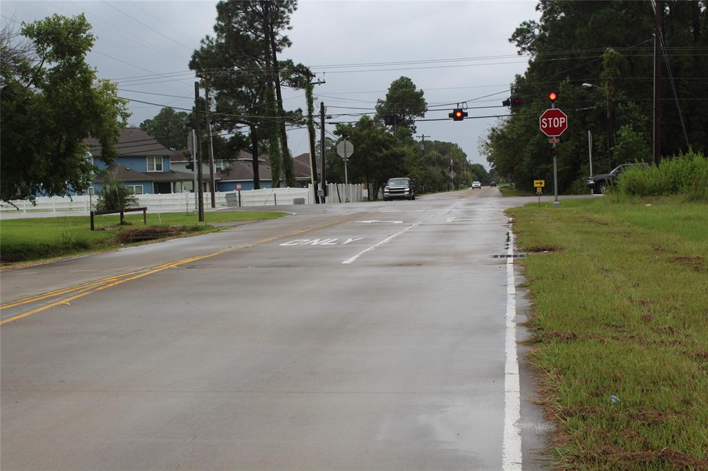 Main Street, La Marque, Texas image 4