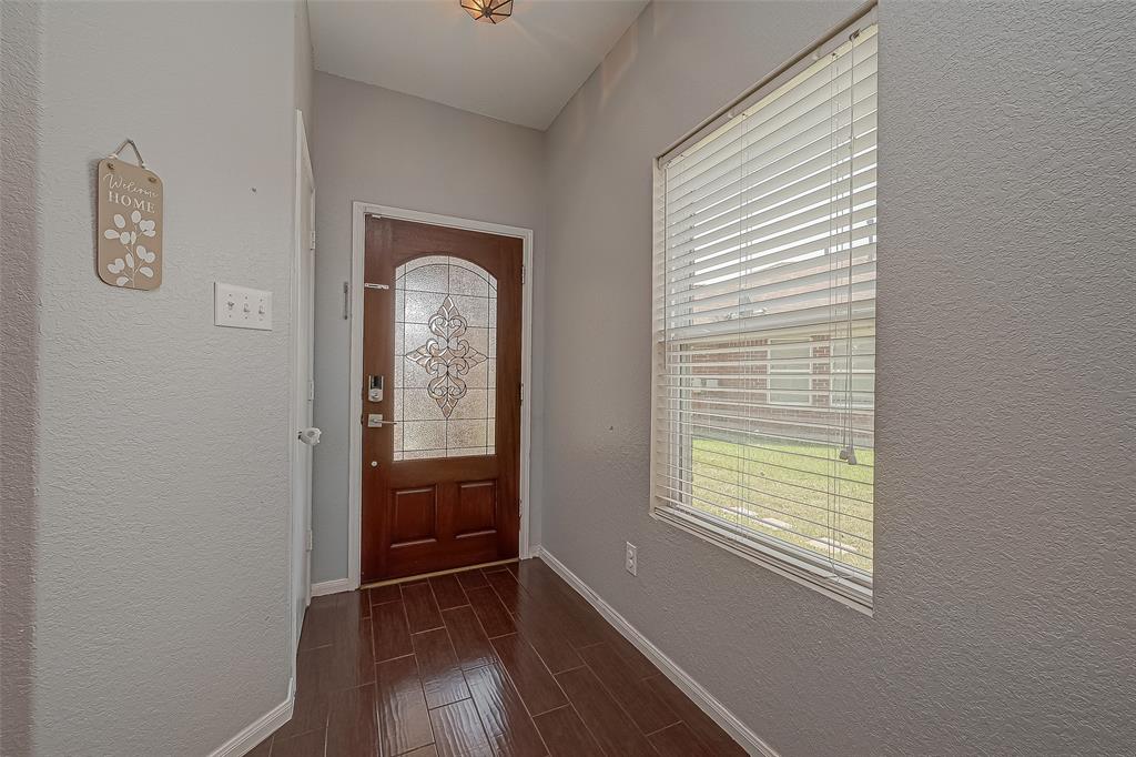 Houston, Texas 77049, United States, 5 Bedrooms Bedrooms, ,3 BathroomsBathrooms,Residential,Pending,44651