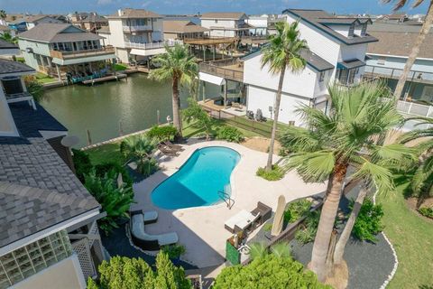 A home in Tiki Island