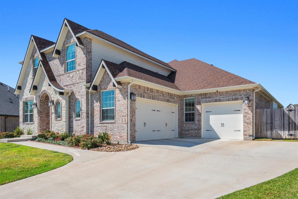 2712 Cainhorn Court, College Station, Texas image 2