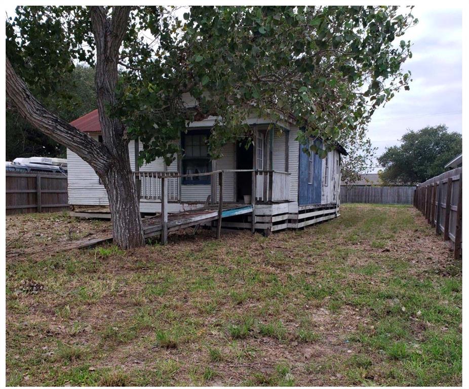 712 S Whitney St, Aransas Pass, Texas image 2