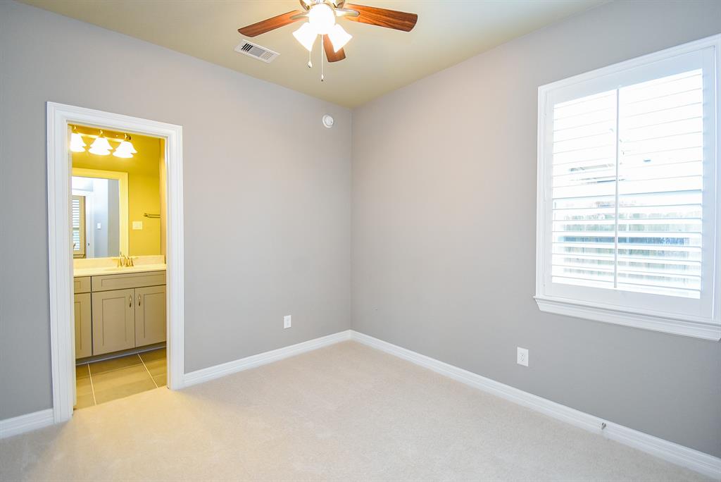 5006 Isidore Lane, Missouri City, Texas image 15