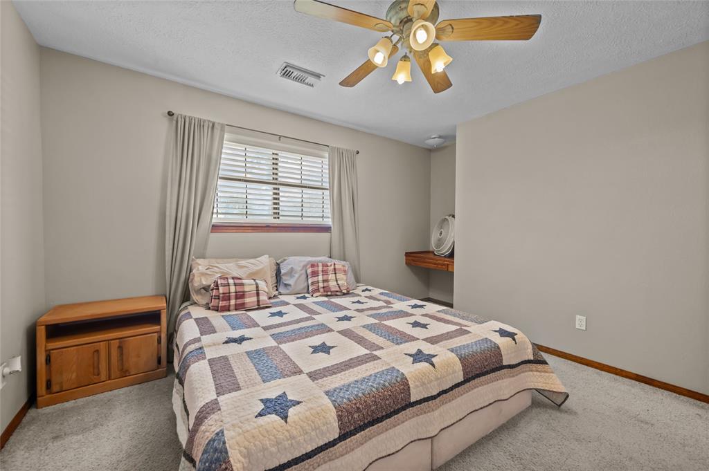 5922 Redfish Run, Baytown, Texas image 22