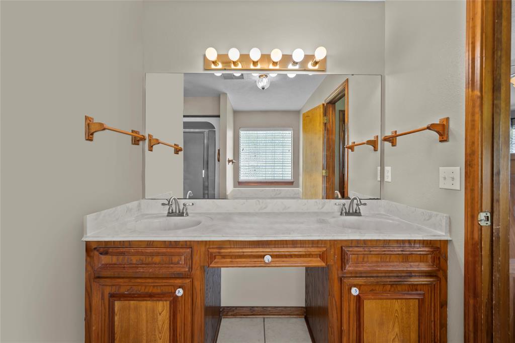 5922 Redfish Run, Baytown, Texas image 15