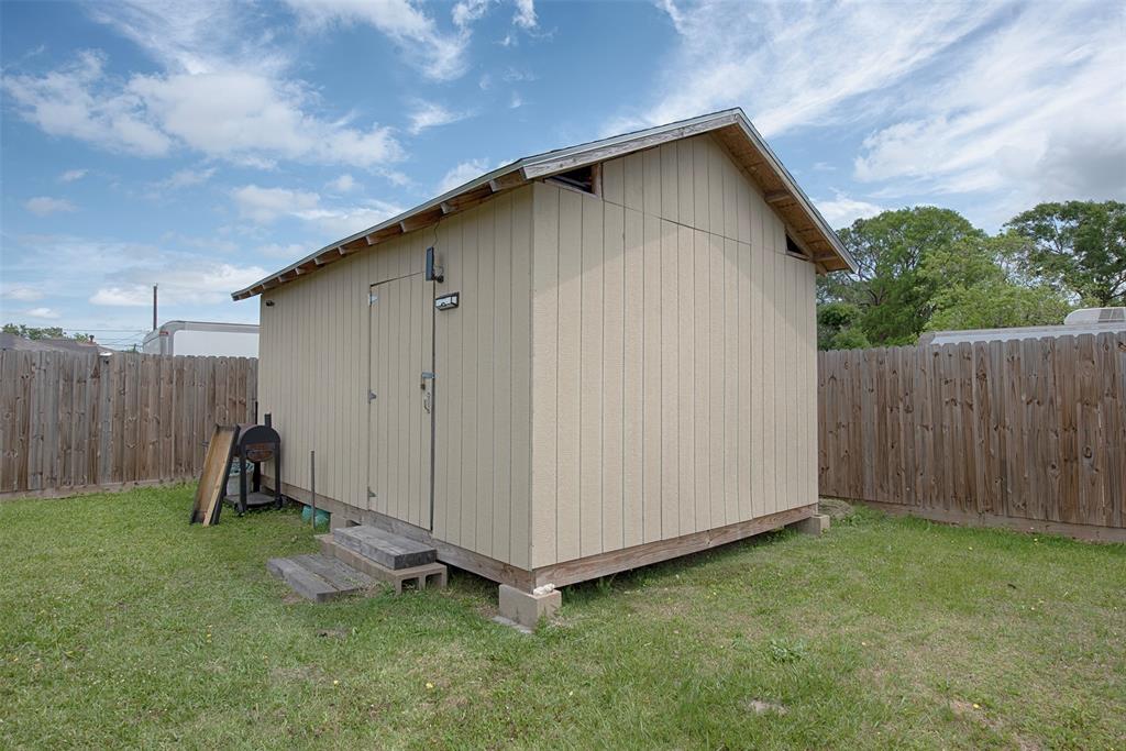 703 Avenue L, South Houston, Texas image 31