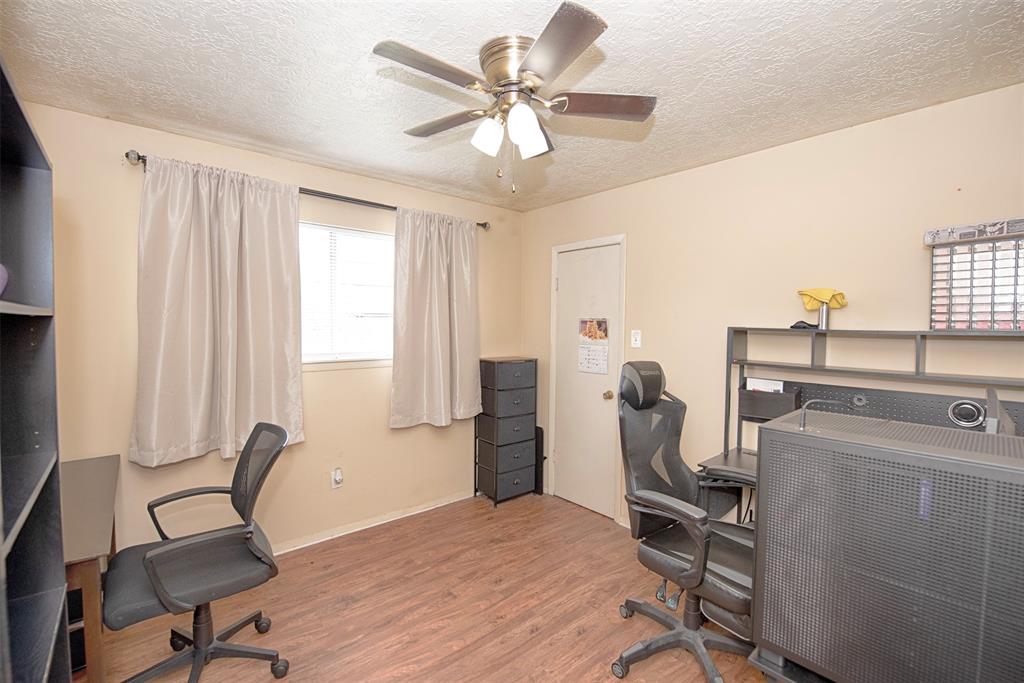 703 Avenue L, South Houston, Texas image 25