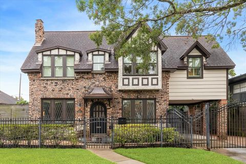 Photo of 1849 Portsmouth Street, Houston, TX 77098 (MLS # 61924782) Photo of 1849 Portsmouth Street, Houston, TX 77098 (MLS # 61924782)