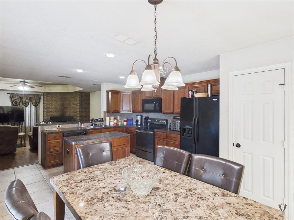 199 Joe Davis Road, Jefferson, Texas image 7