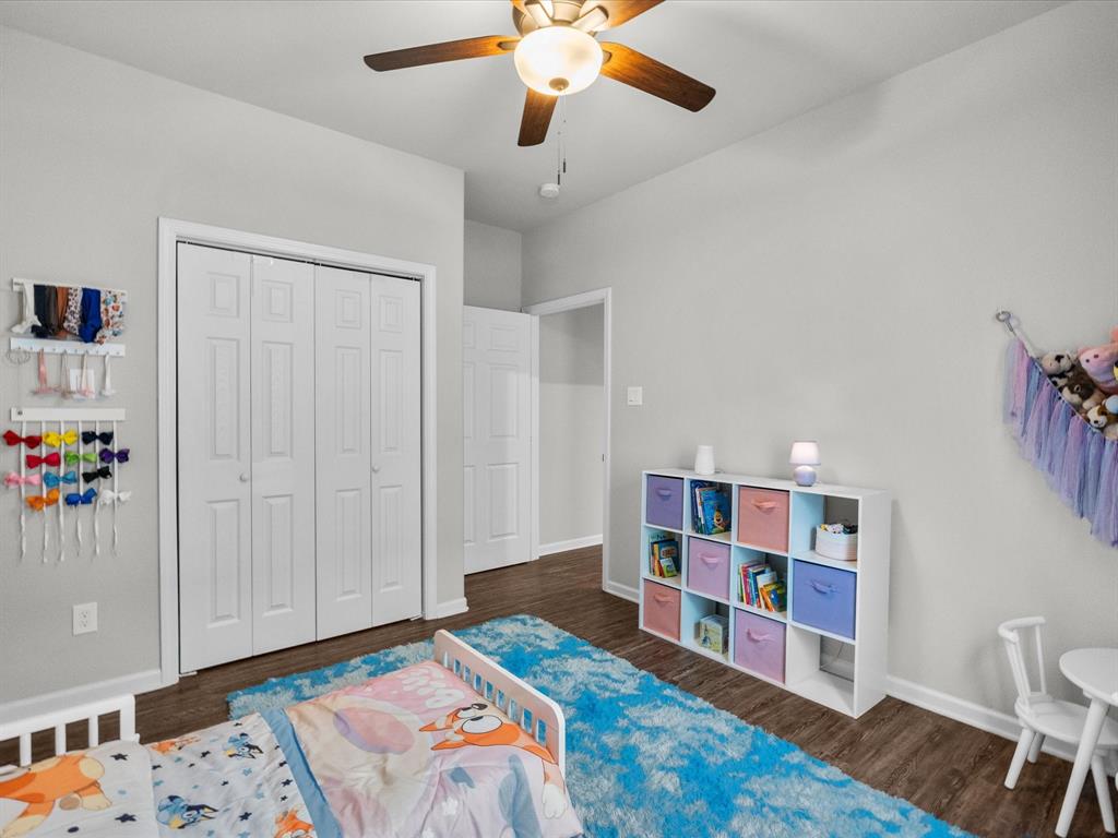 2124 Holly Drive, Dickinson, Texas image 17