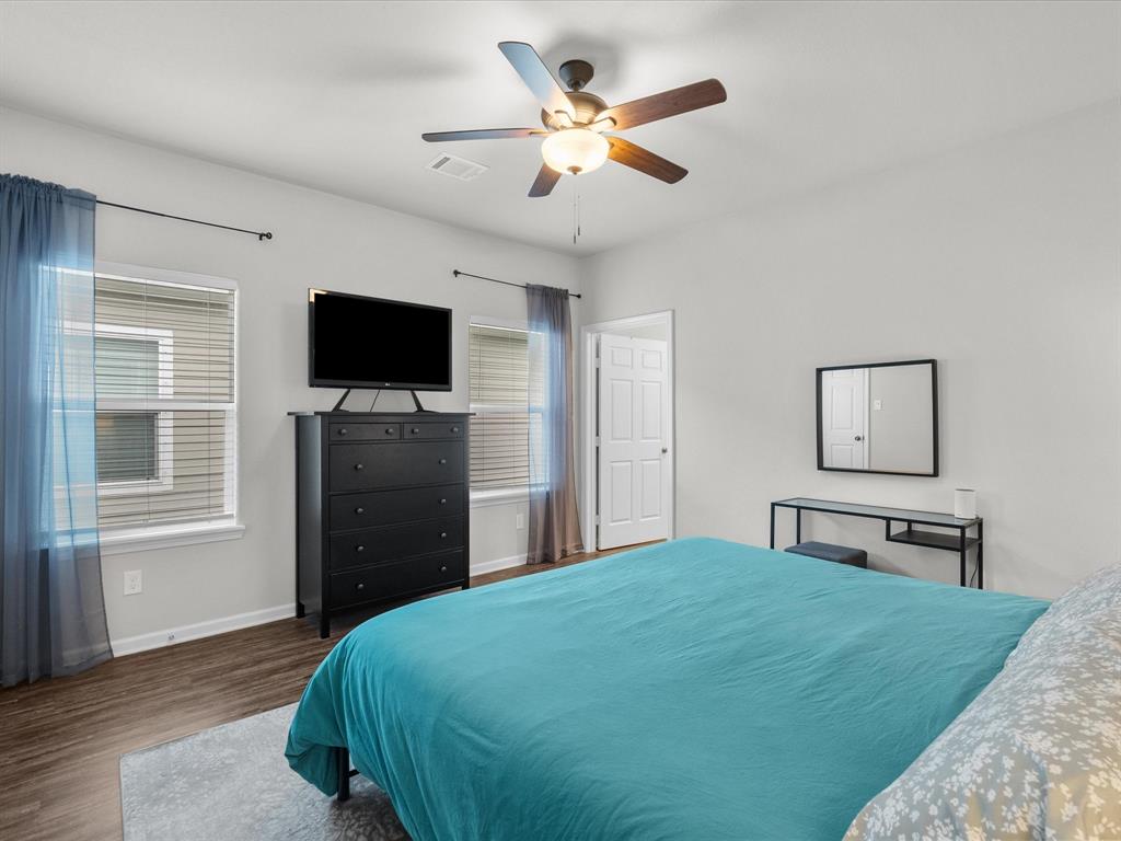 2124 Holly Drive, Dickinson, Texas image 14