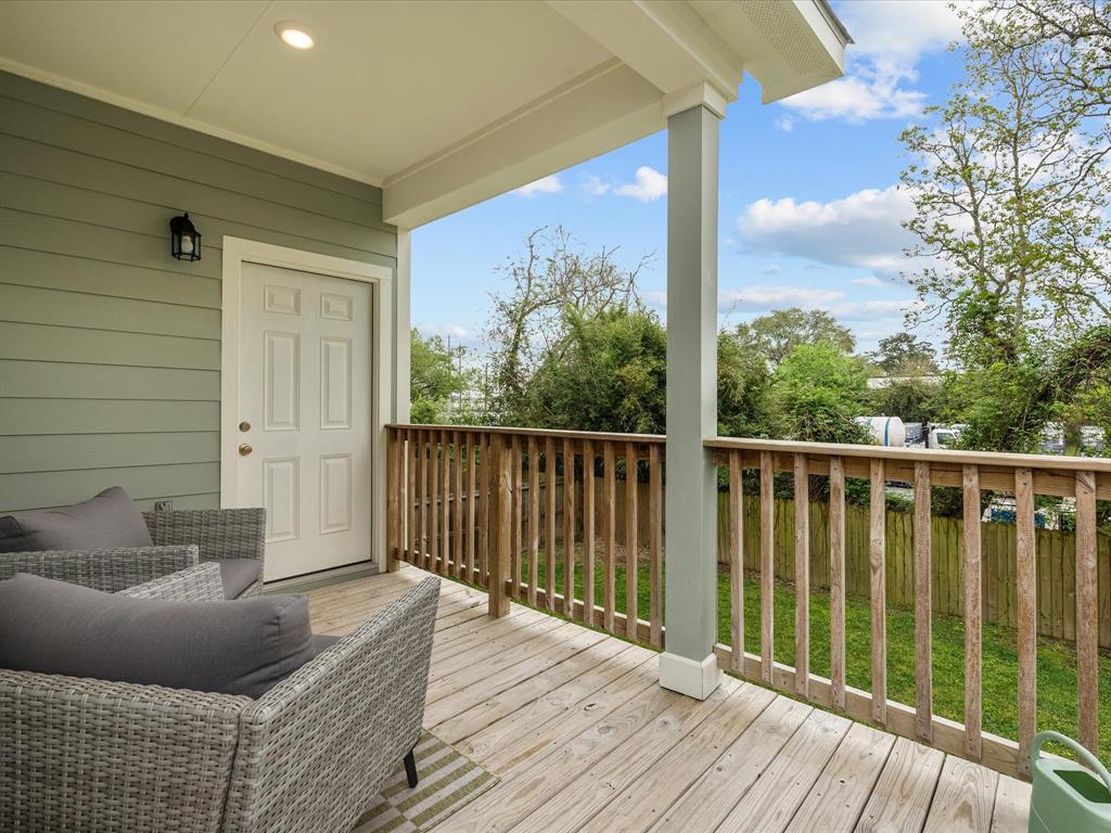 2124 Holly Drive, Dickinson, Texas image 27