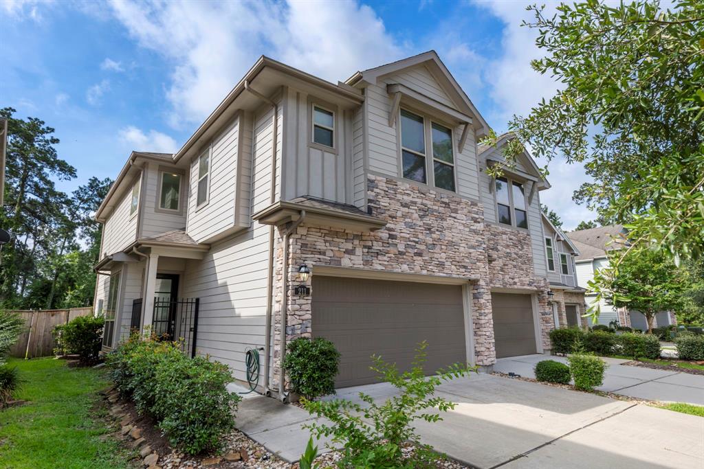 211 Moon Dance Court
