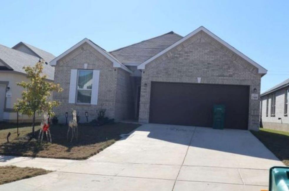 248 W Granite Shores Drive, Boerne, Texas image 1