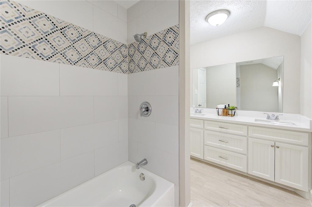 2324 Hampton Road, League City, Texas image 39