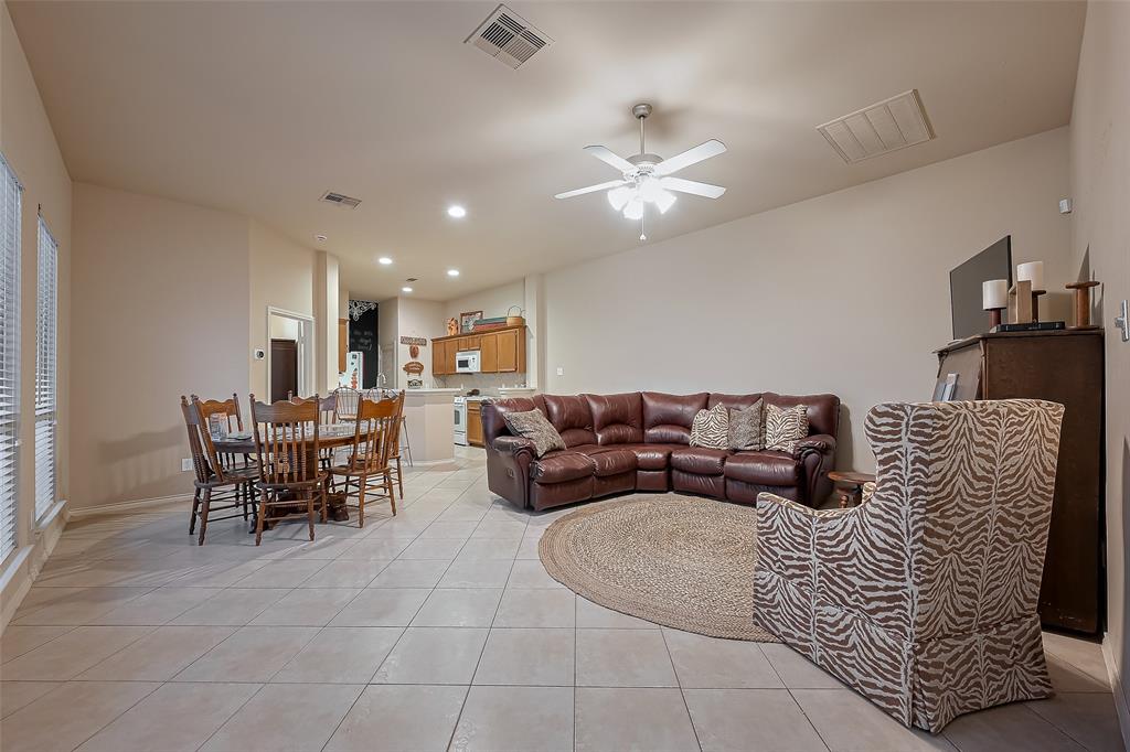 6715 Independence Boulevard, Baytown, Texas image 5