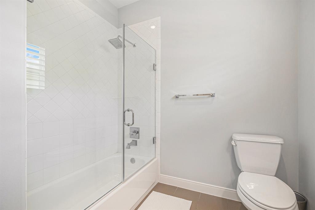 2612 Admiralty Bend Lane, The Woodlands, Texas image 30