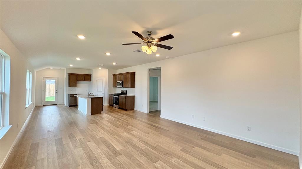 919 Coffee Mill Lane, College Station, Texas image 2