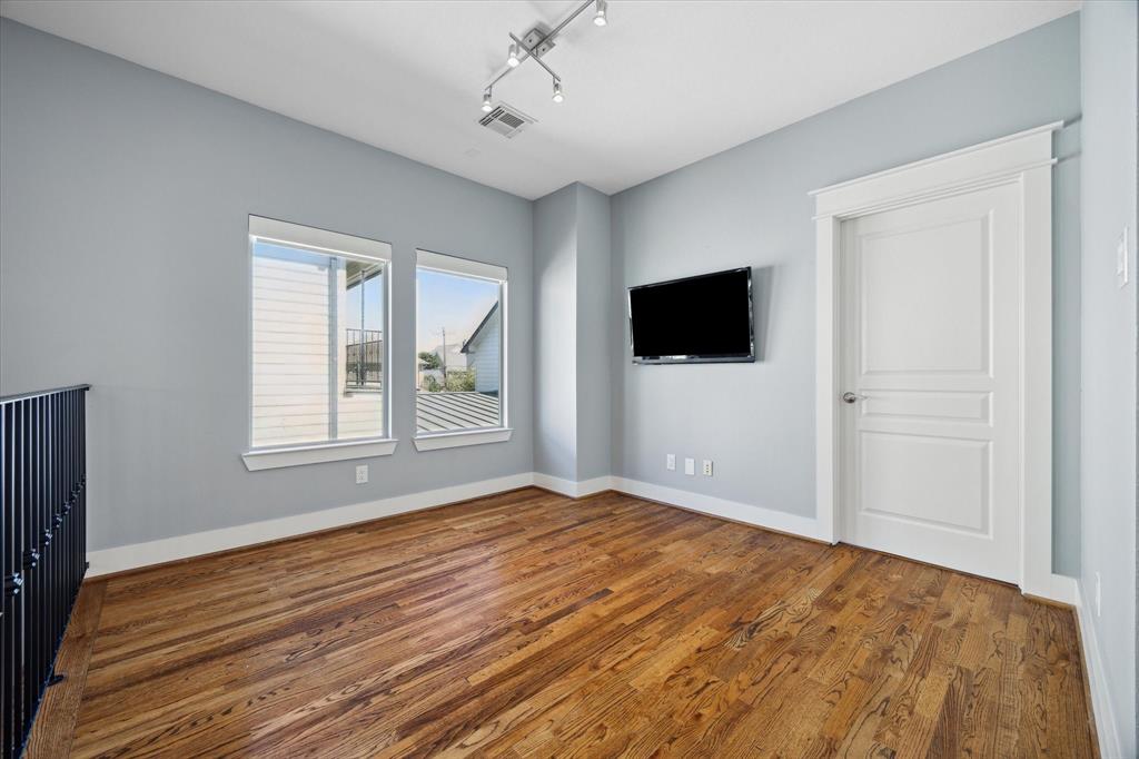 Houston, Texas 77007, United States, 3 Bedrooms Bedrooms, ,3 BathroomsBathrooms,Residential,Active,88763