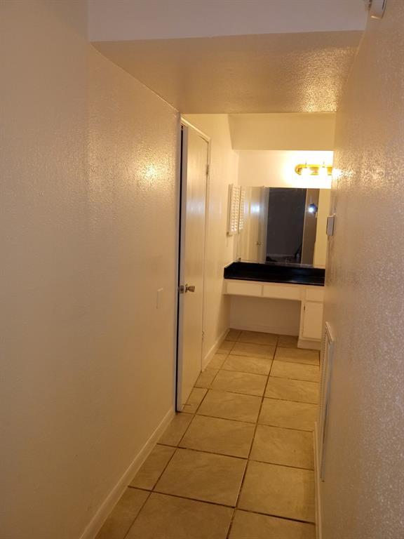 5625 Antoine Drive #413, Houston, Texas image 4