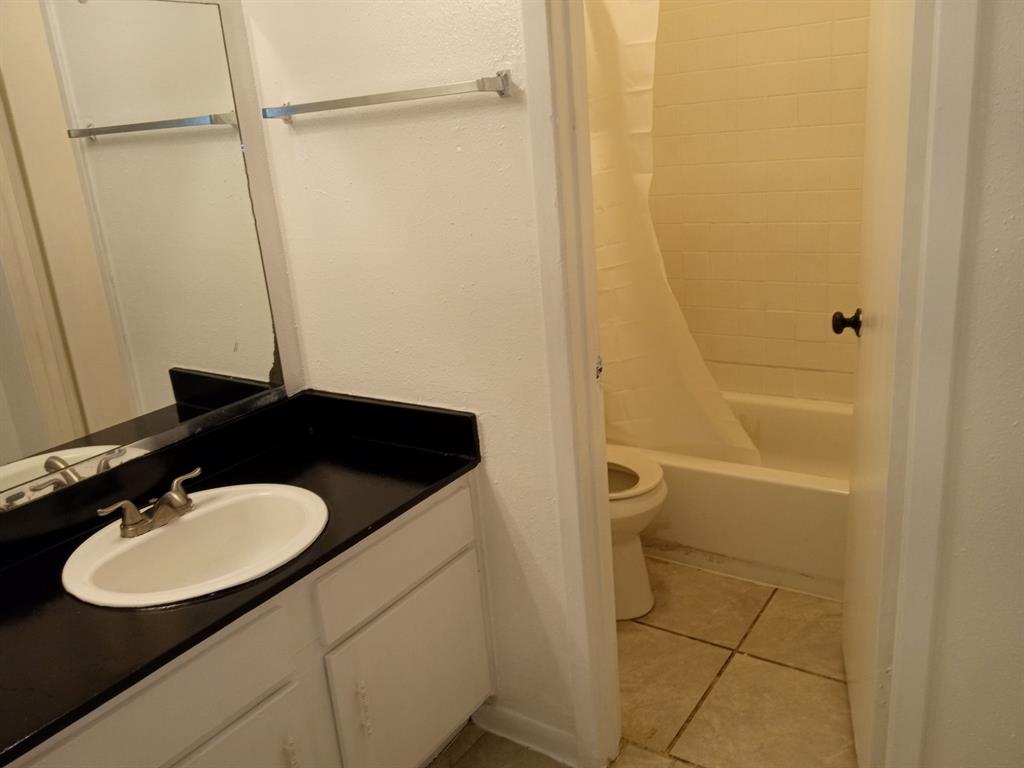 5625 Antoine Drive #413, Houston, Texas image 7