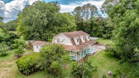 A home in Alvin