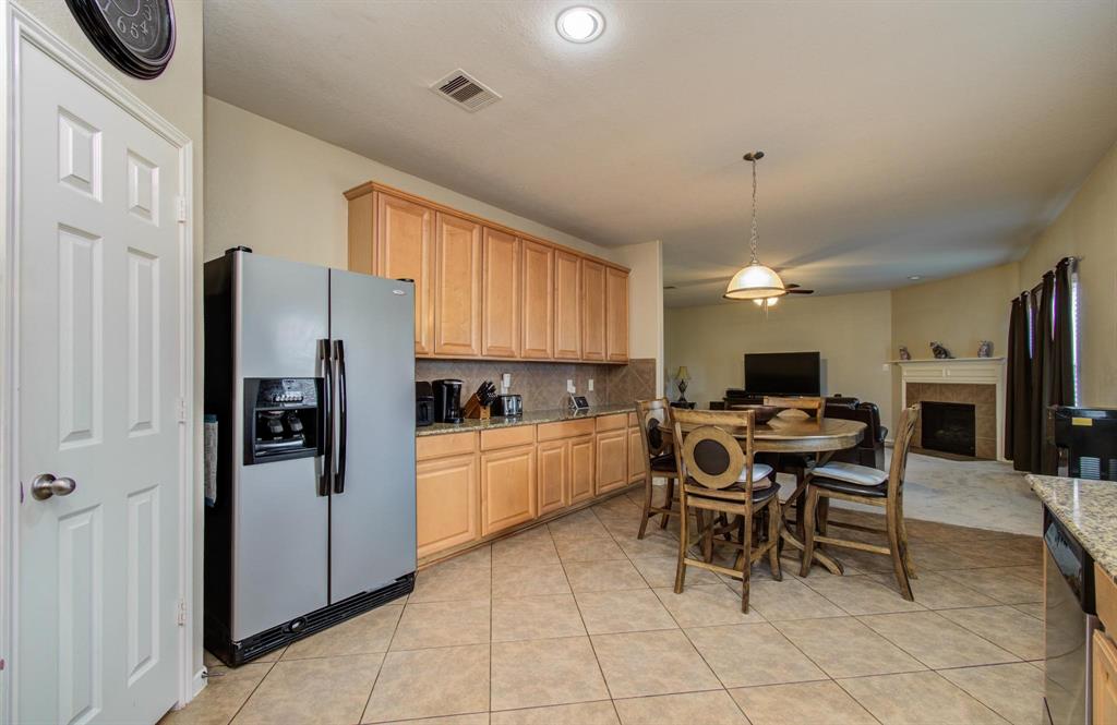 21522 Amesbury Meadow Lane, Spring, Texas image 27
