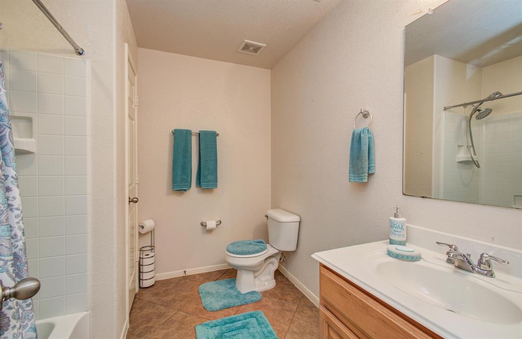 21522 Amesbury Meadow Lane, Spring, Texas image 14