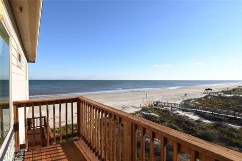 A home in Surfside Beach