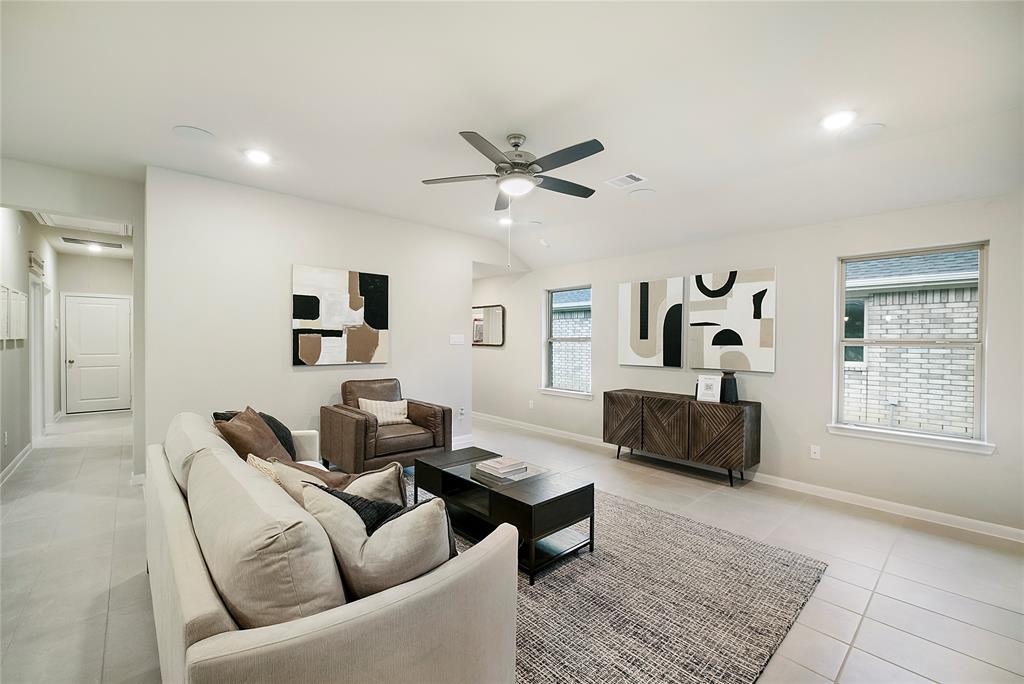 2792 Holly Laurel Drive, Alvin, Texas image 7