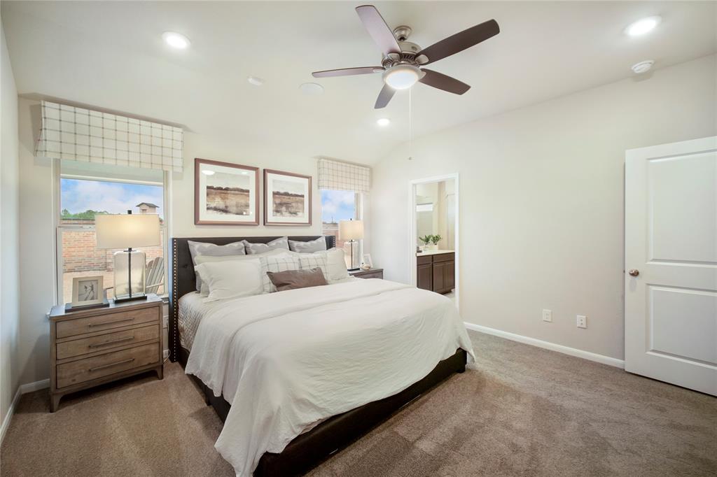 2792 Holly Laurel Drive, Alvin, Texas image 9