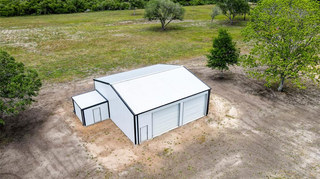 4918 317, Louise, Texas image 6