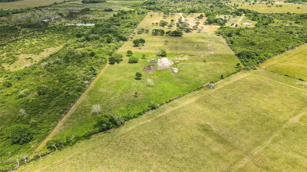 4918 317, Louise, Texas image 5