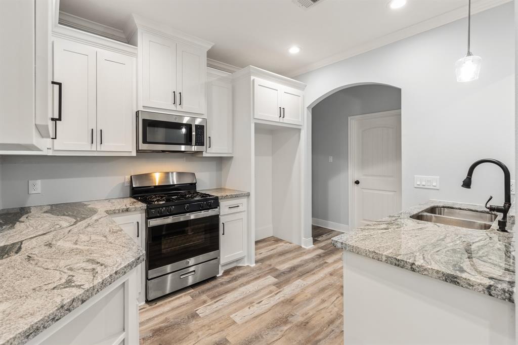 377 Road 5102l, Cleveland, Texas image 14