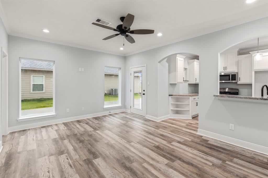 377 Road 5102l, Cleveland, Texas image 10