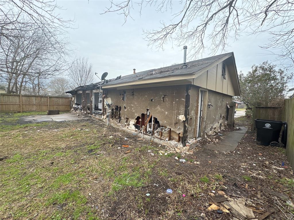 7111 Towerview Lane, Houston, Texas image 4