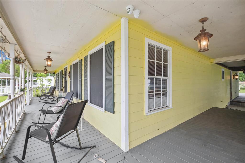 803 Hennesey Drive, Richmond, Texas image 4