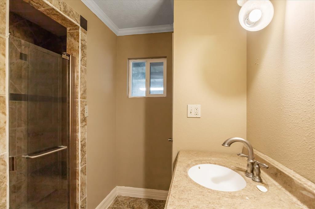 803 Hennesey Drive, Richmond, Texas image 20