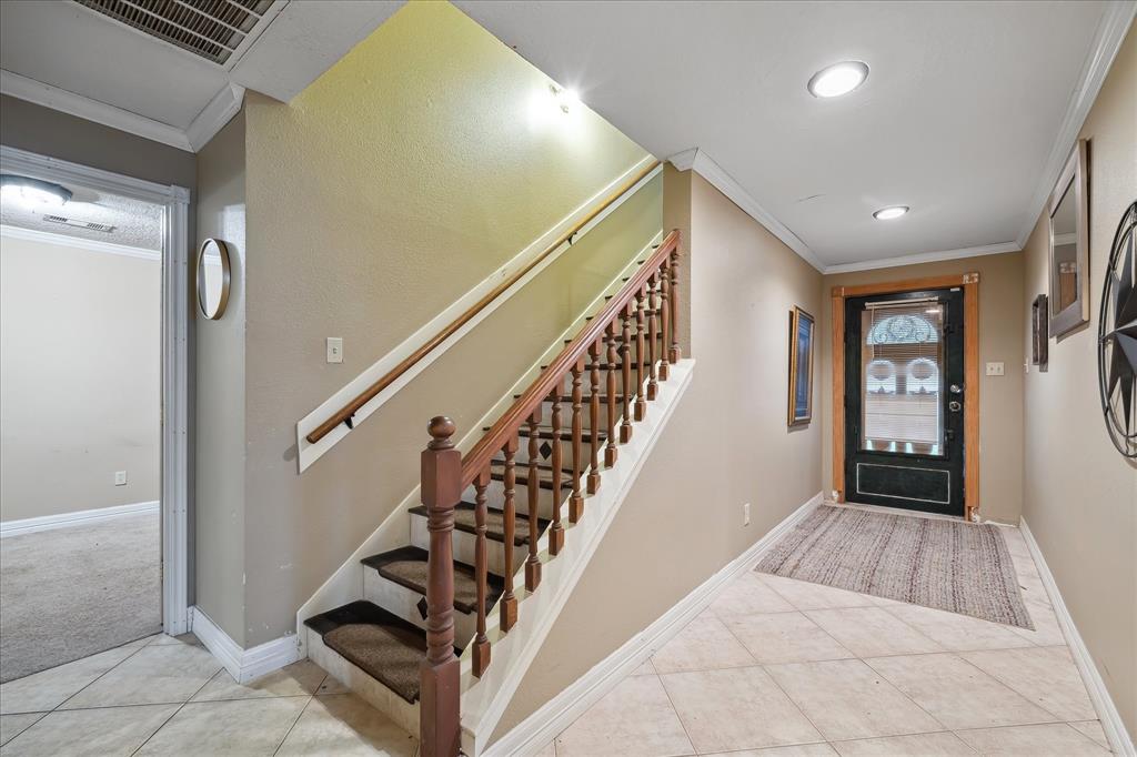803 Hennesey Drive, Richmond, Texas image 5