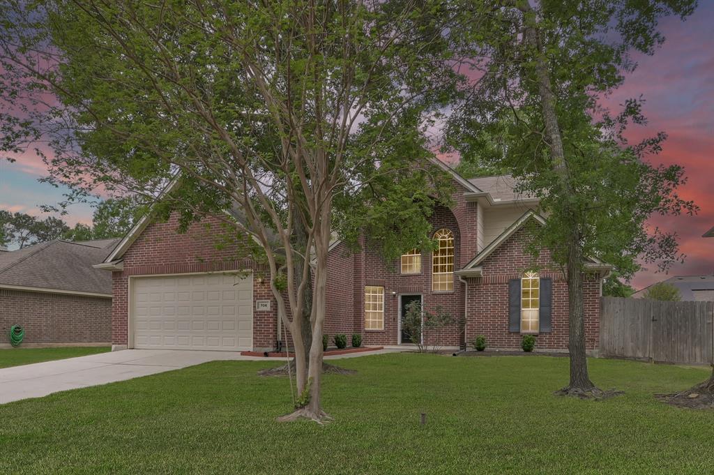 706 Bending Bough Drive, Spring, Texas image 1