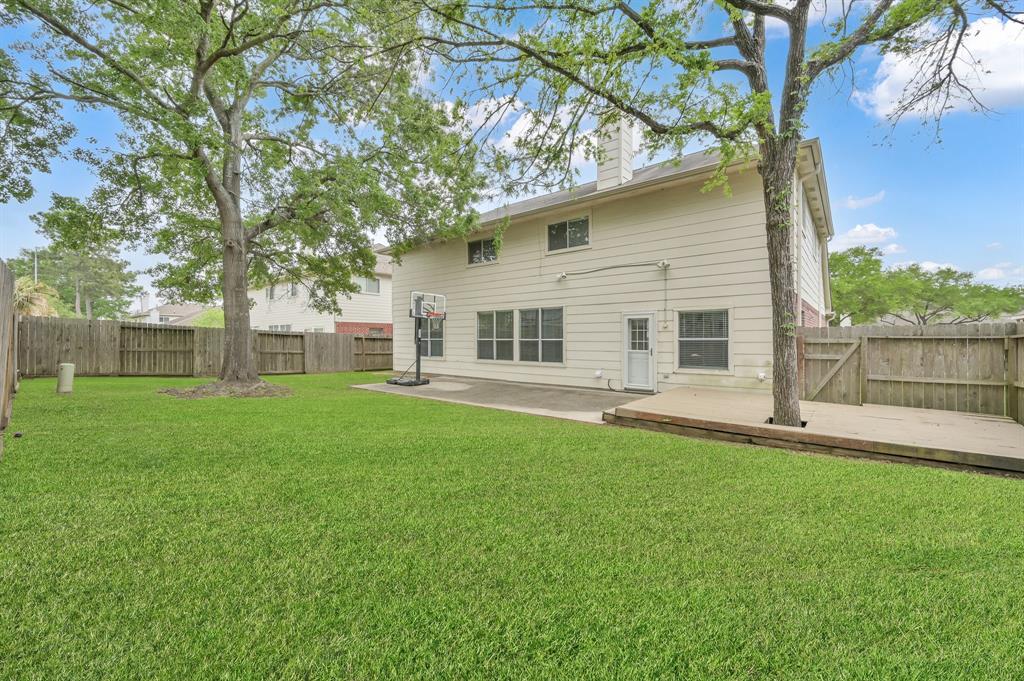 706 Bending Bough Drive, Spring, Texas image 12