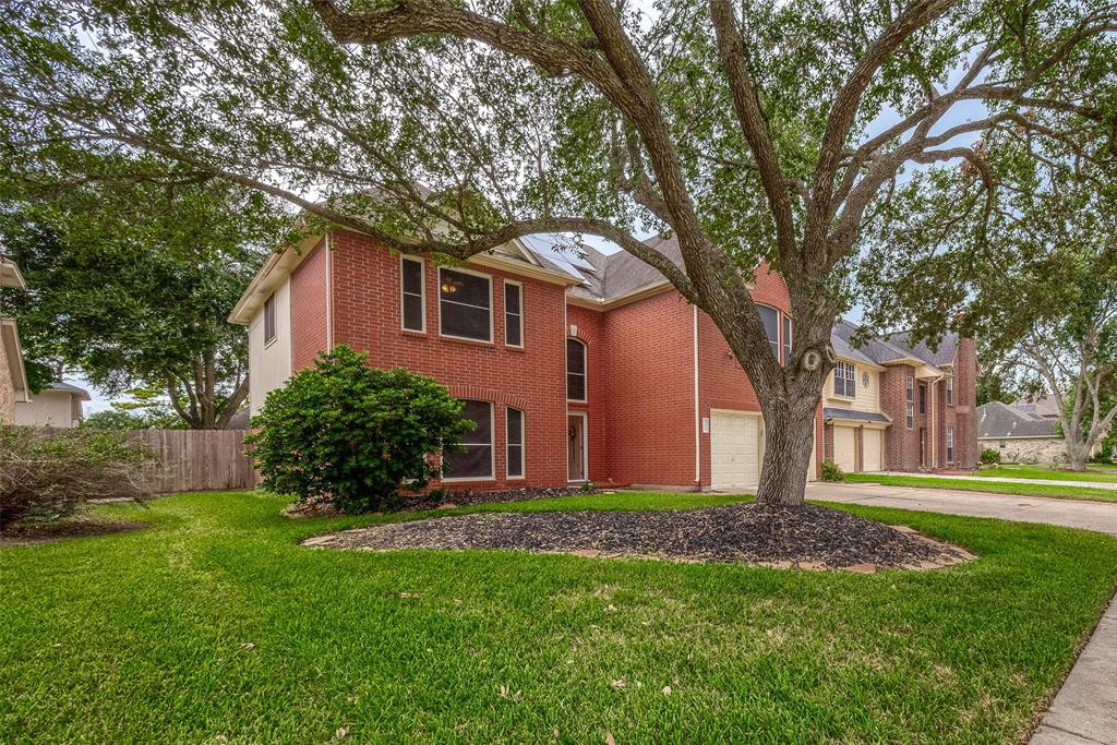 1203 Chesterwood Drive, Pearland, Texas image 6