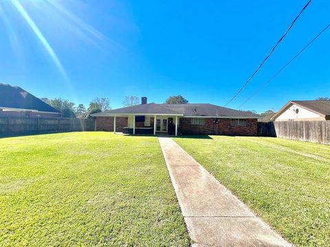 A home in Vidor