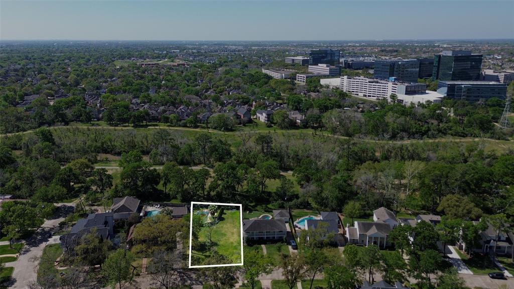 14811 Bramblewood Drive, Houston, Texas image 2