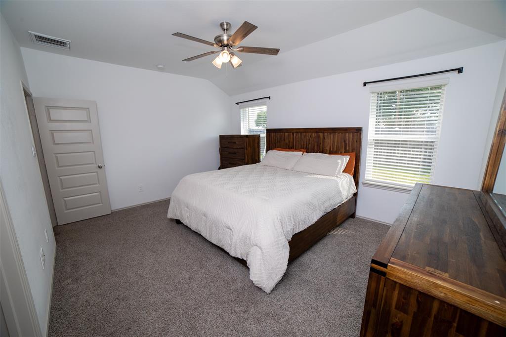 1255 Waterside Trace Trce, Sealy, Texas image 9