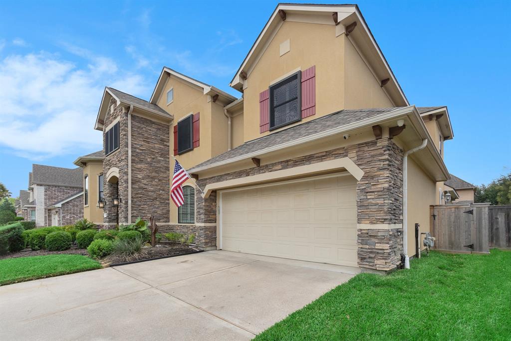 2556 Valencia Cove