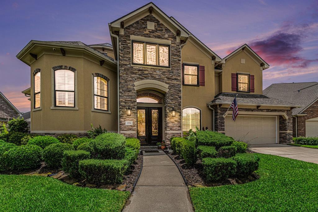 2556 Valencia Cove