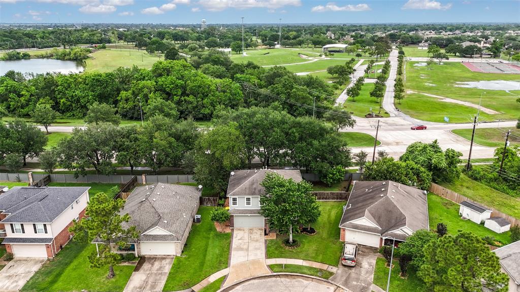 3505 Pheasant Lane, Pearland, Texas image 30
